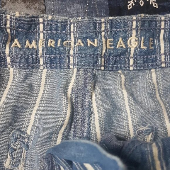 American Eagle striped paper bag waisted cuffed chambray shorts SZ 2 - Picture 7 of 8